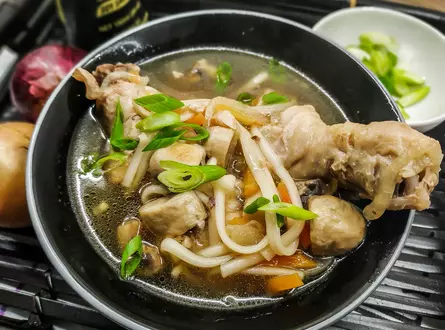 Куриный суп-лапша в азиатском стиле
