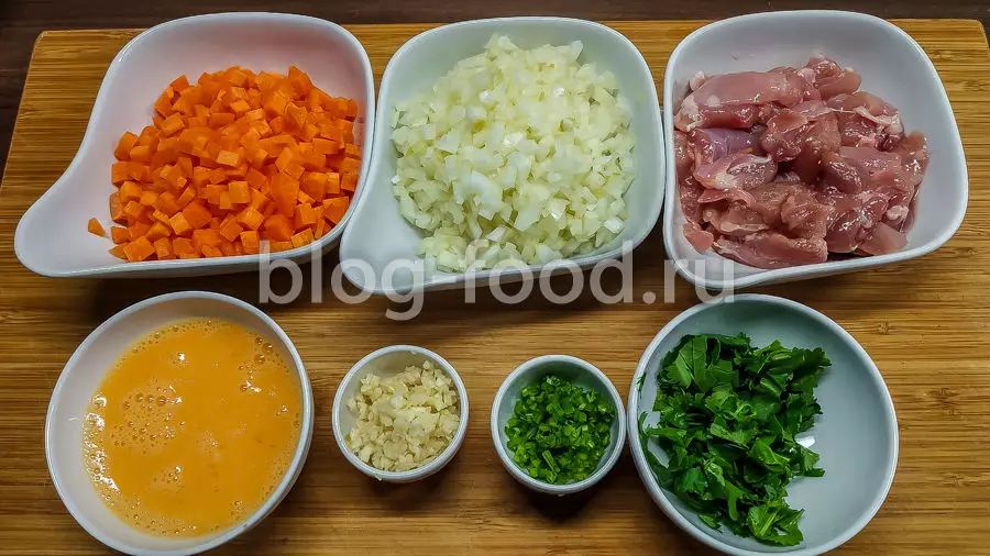 Грузинский куриный суп с кукурузной крупой
