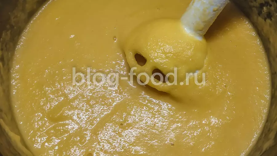 Кокосовый суп-пюре из нута с сельдереем