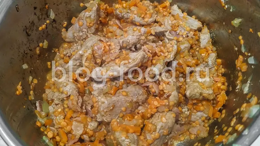Чечевичный суп с мясом