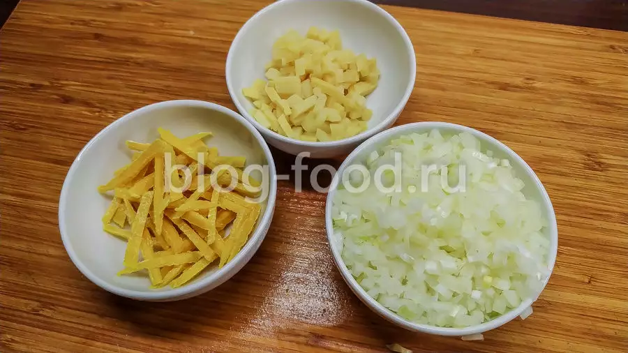 Мисо-рамен с манго и свининой