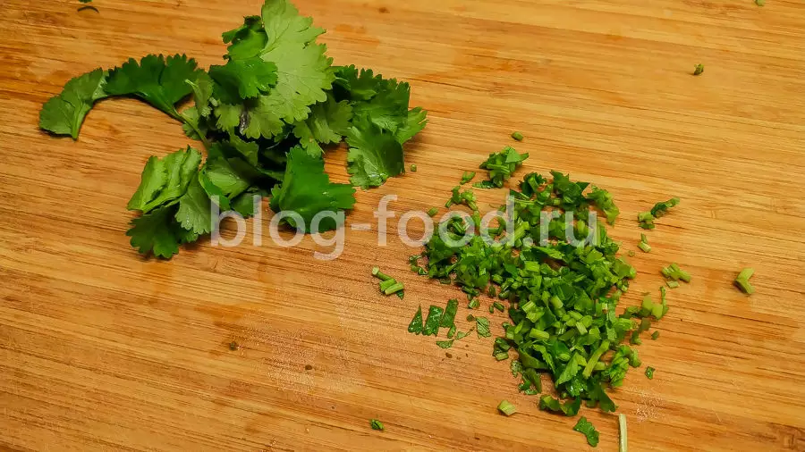 Мисо-рамен с манго и свининой