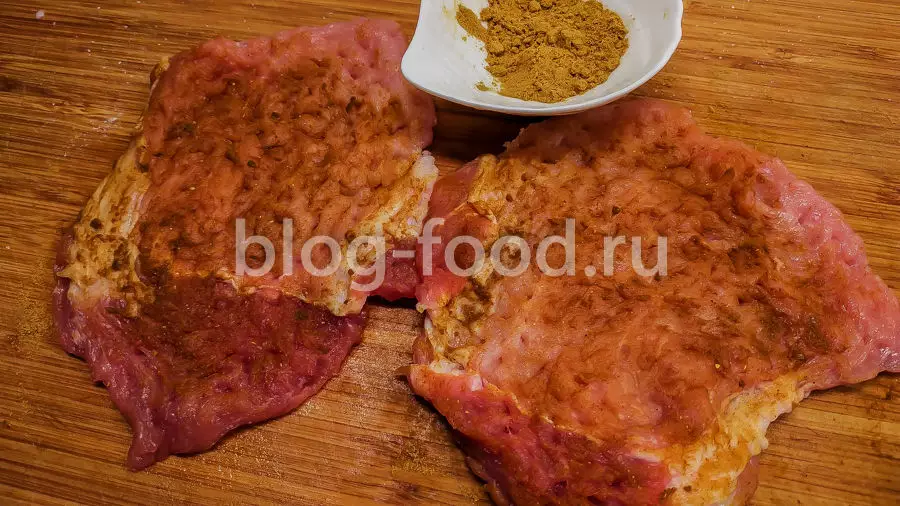 Мисо-рамен с манго и свининой