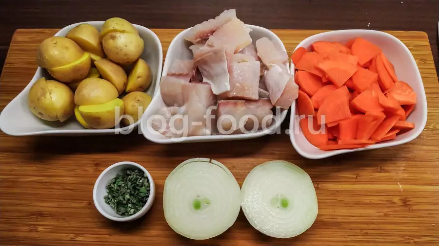 Уха из судака с печёной картошкой