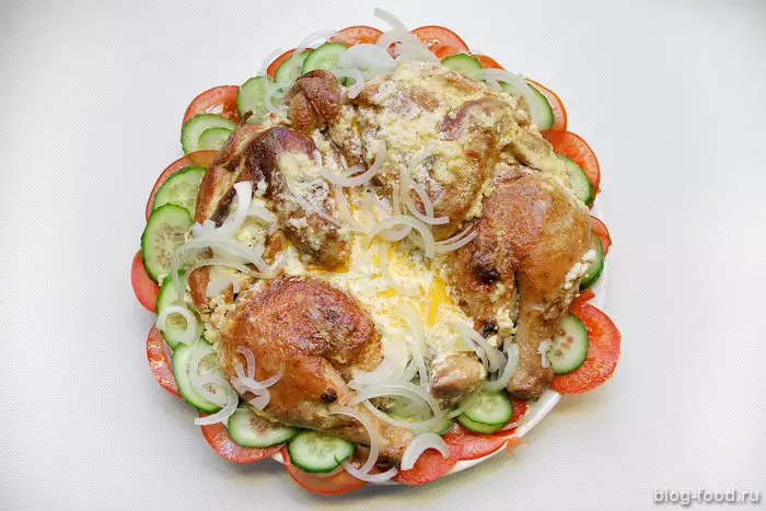 Цыпленок табака (тапака) по-шкмерски