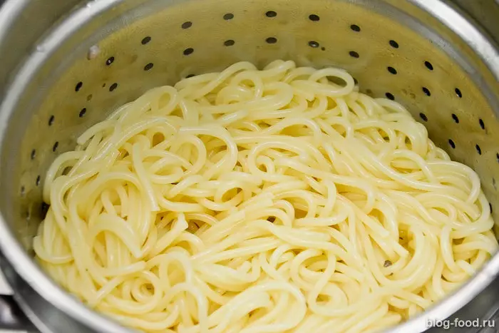 Спагетти с морепродуктами