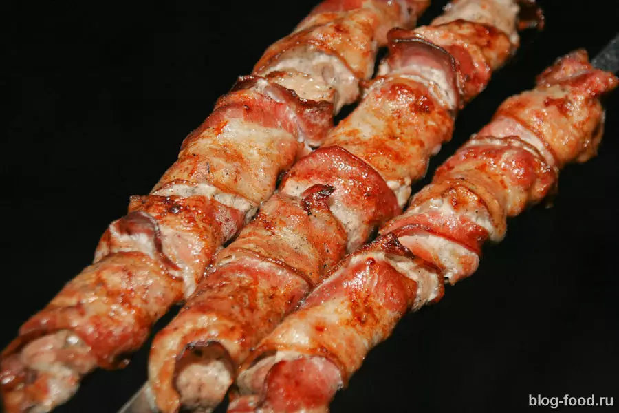 Шашлык в беконе