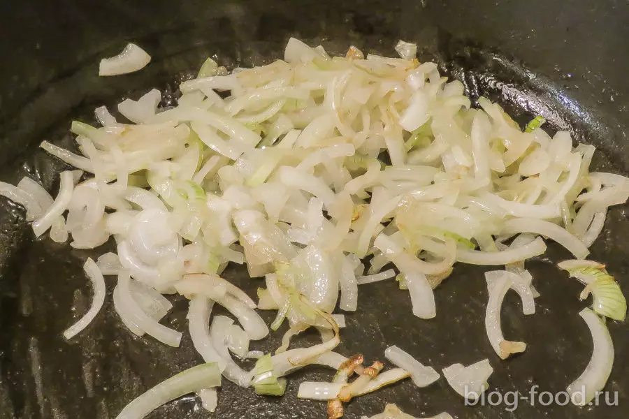Курица с кабачками в сливочном соусе