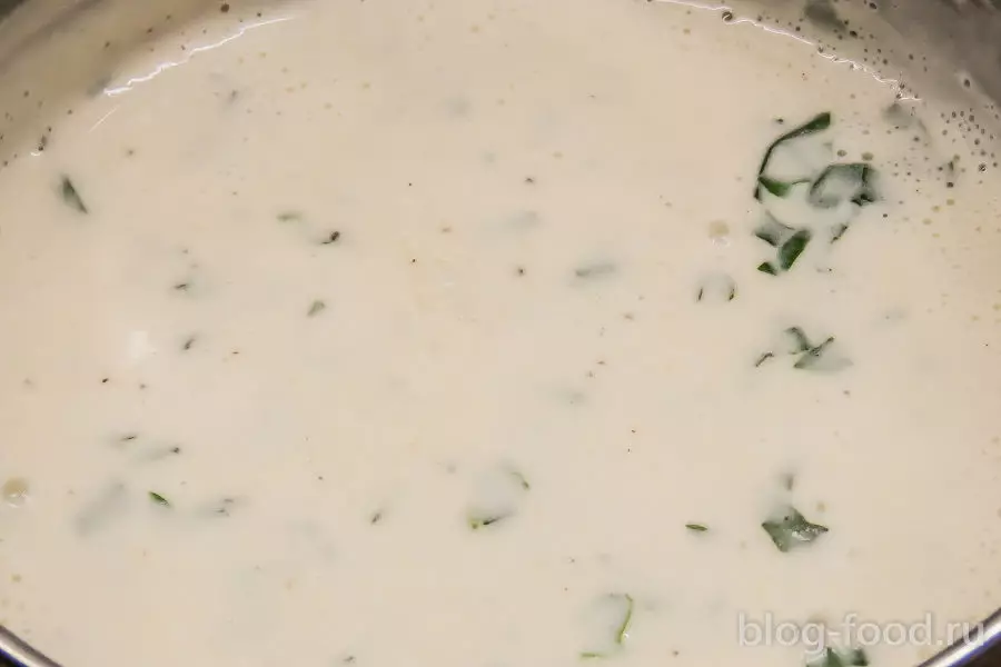 Курица с кабачками в сливочном соусе