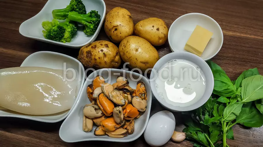 Картофельный пирог с морепродуктами
