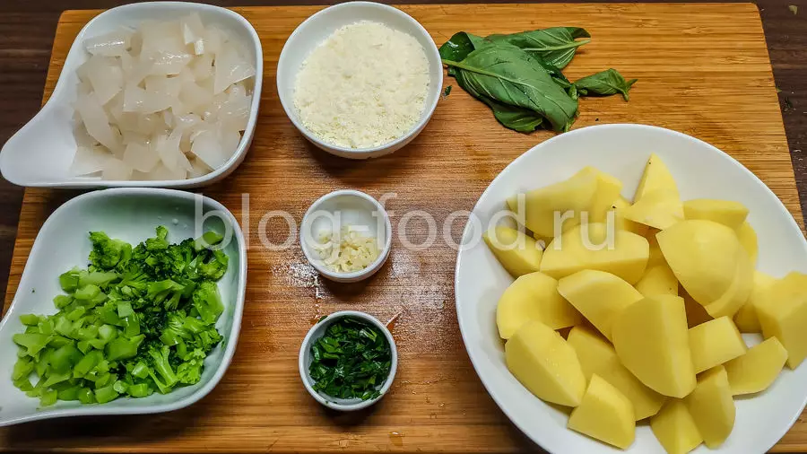 Картофельный пирог с морепродуктами