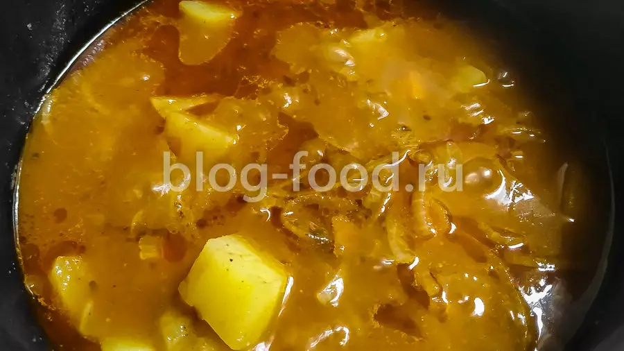 Рагу из курицы с картошкой и нутом