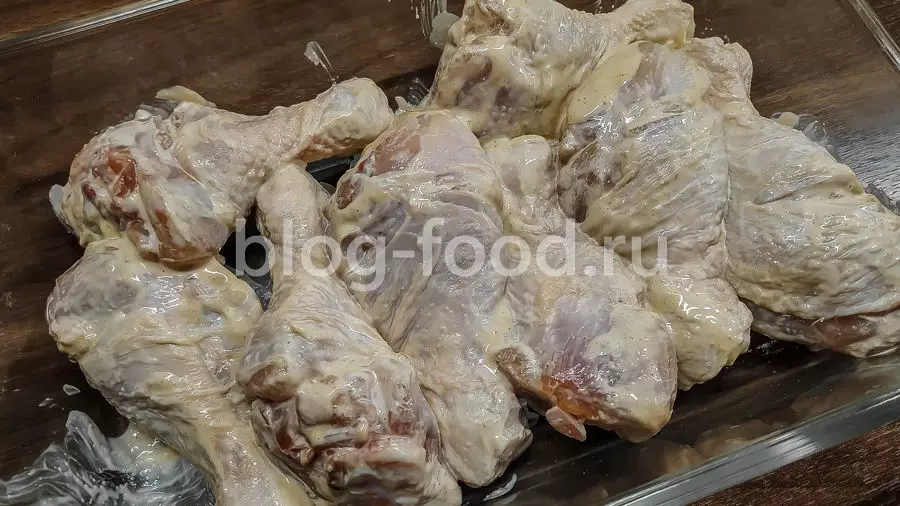 Курица под майонезом и соевым соусом