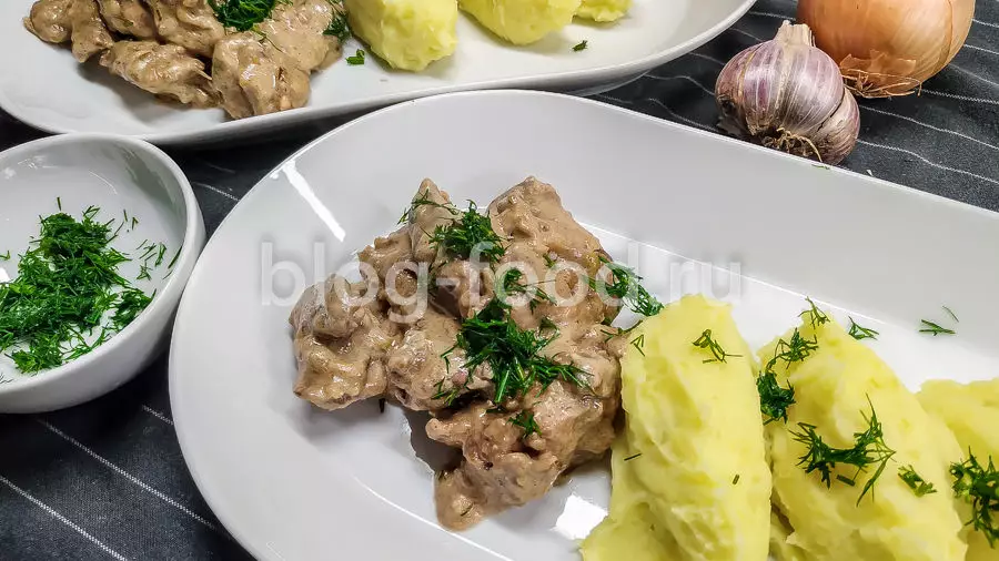 Куриная печёнка в сметане