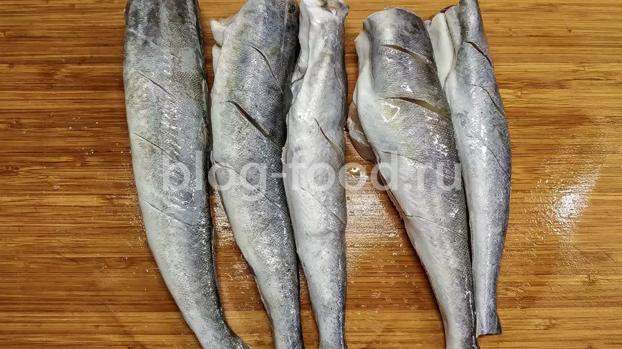 Рыба, обжаренная в сухарях