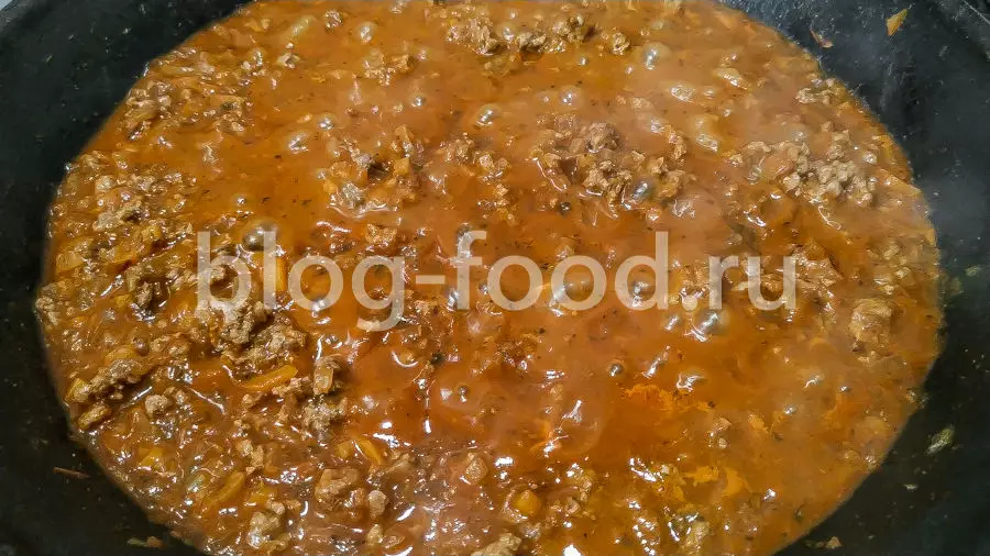Мусака с говядиной, баклажаном и кабачком