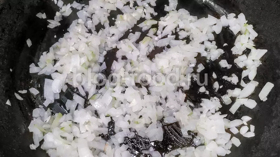 Сливочное ризотто с щупальцами кальмара