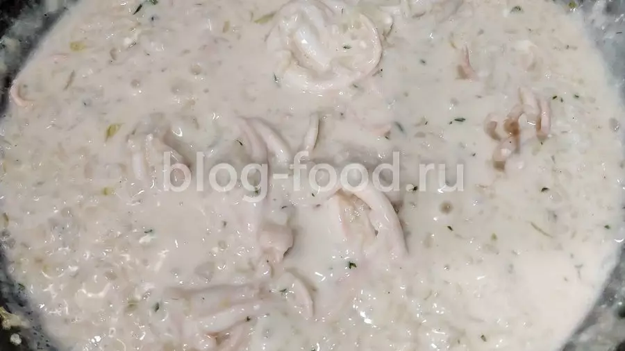 Сливочное ризотто с щупальцами кальмара