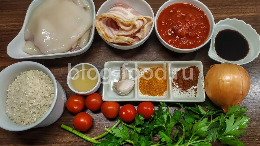 Паэлья с кальмарами