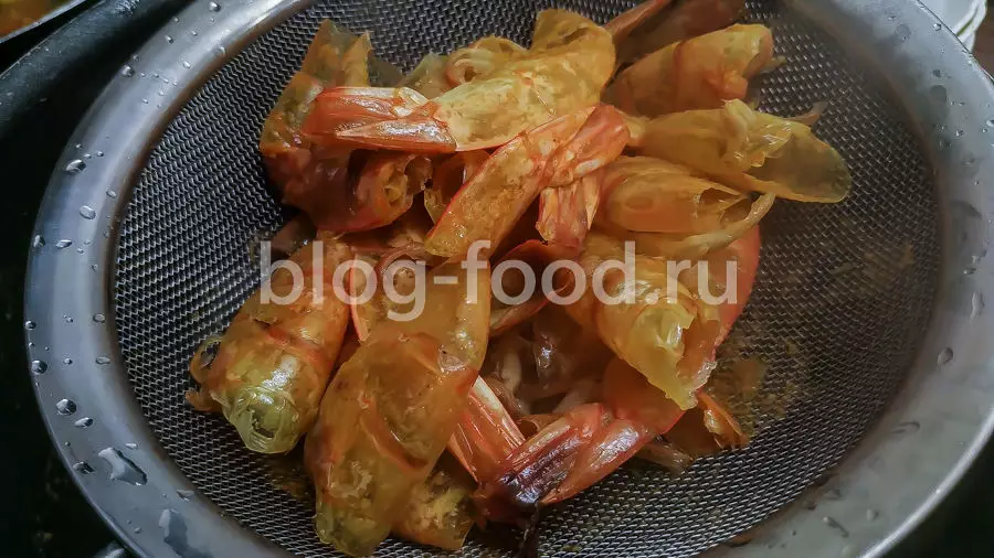 Паэлья с креветками и овощами