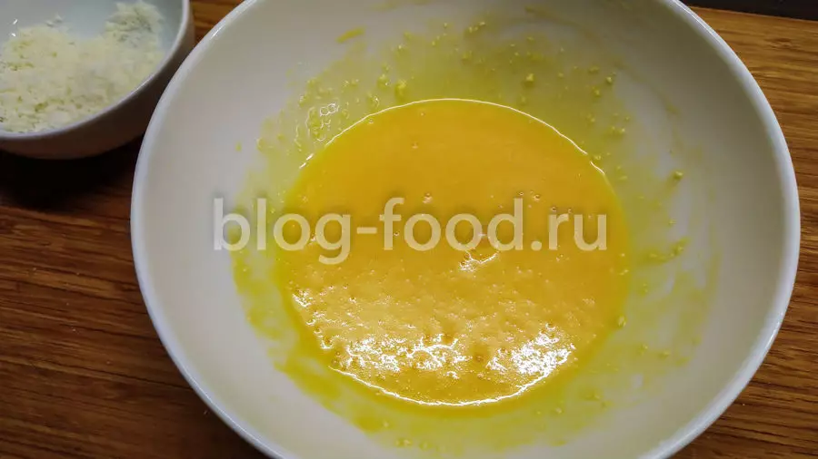Паста а-ла карбонара с креветками