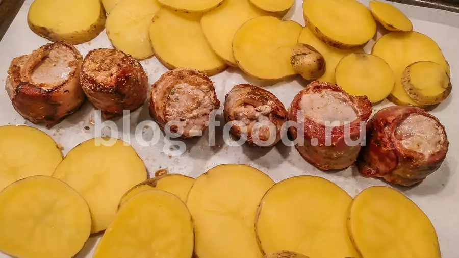 Турнедо из свинины в беконе