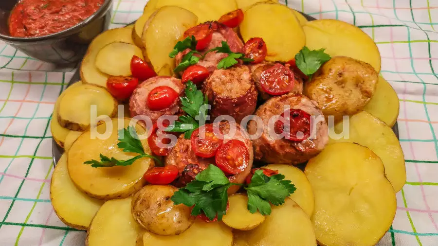 Турнедо из свинины в беконе