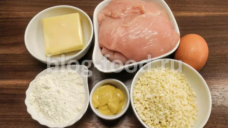 Куриный шницель в горчичной панировке