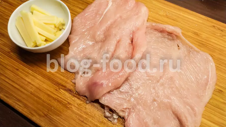 Куриный шницель в горчичной панировке