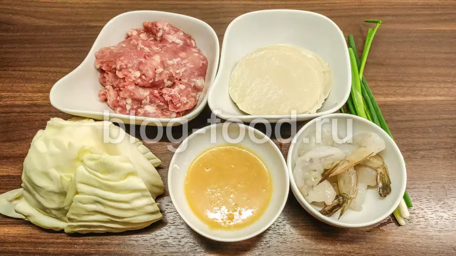 Димсамы со свининой и креветками во фритюре