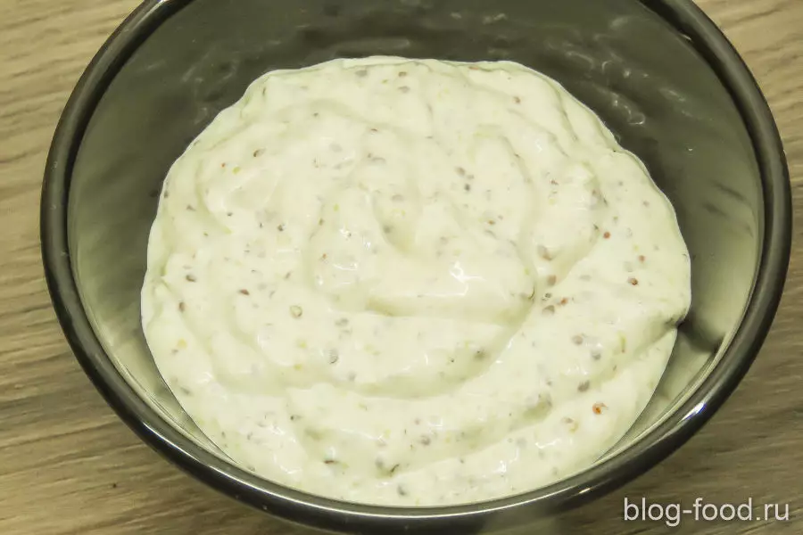 Свинина, запечённая с чесноком и розмарином