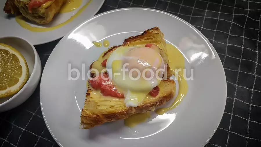 Яйца Бенедикт с рыбой