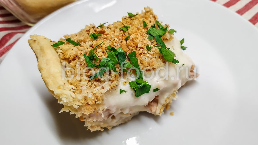 Пирог с рыбой и картошкой в духовке из дрожжевого теста