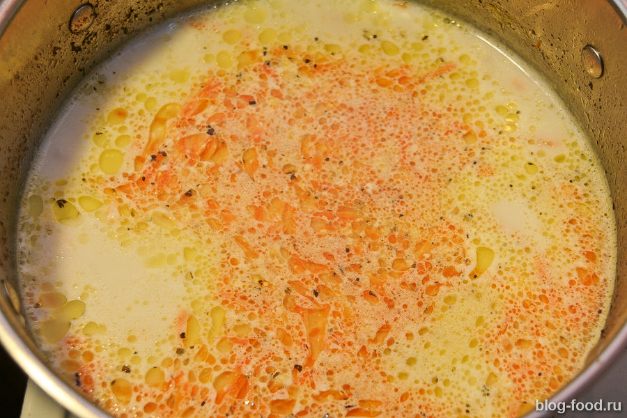 Сырный суп с плавленными сырками на курином бульоне