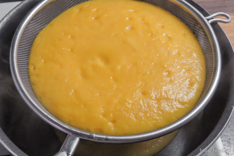 Суп-пюре из тыквы с морковью