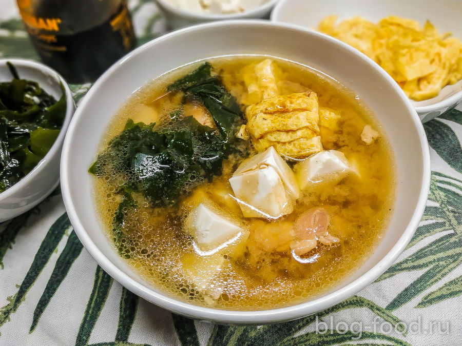 Японский суп Рамен с курицей