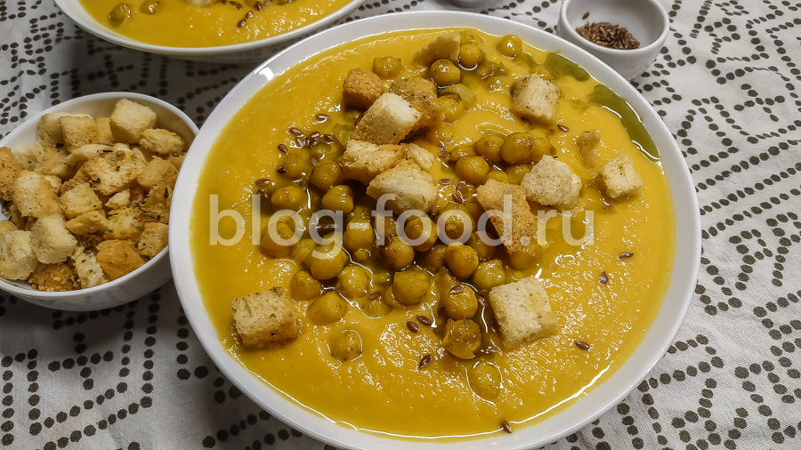 Марокканский куриный суп с нутом