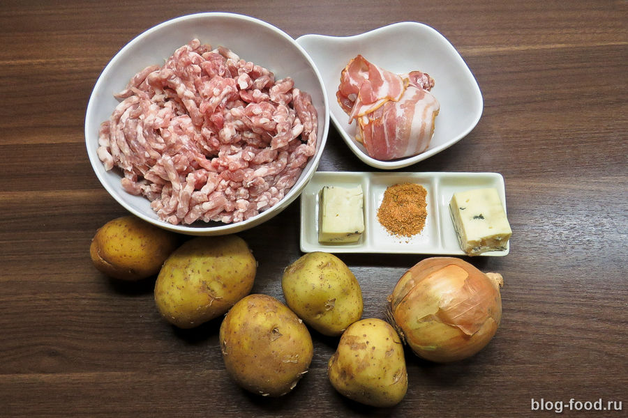 Запечённая картошка с сыром и фрикадельками