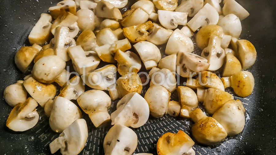 Отбивная из шейки с грибами