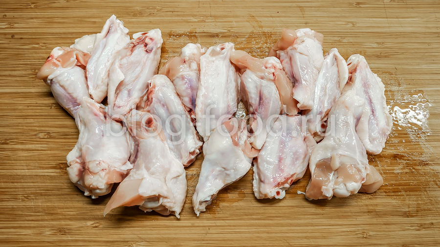 Куриные крылышки в устричном соусе