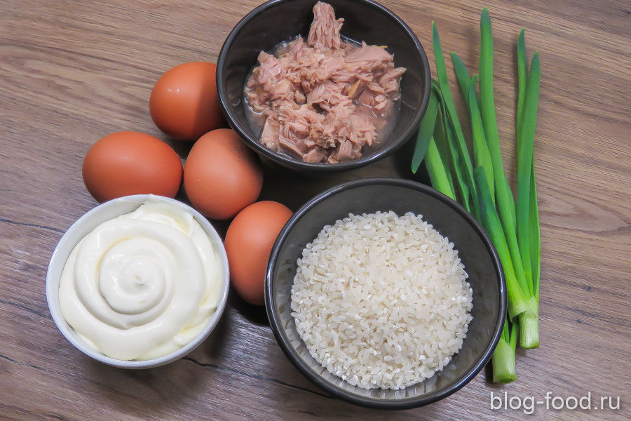 Салат с рисом, тунцом и яблоком, пошаговый рецепт с фото от автора Юна