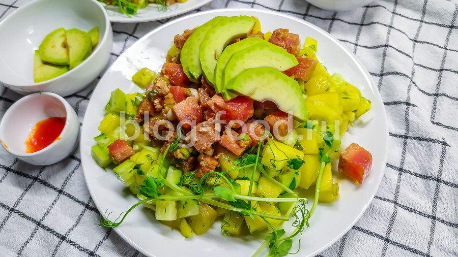 Салат с авокадо и тунцом, пошаговый рецепт с фото