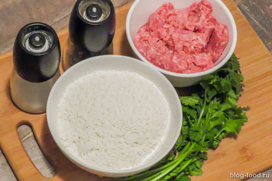 Домашние чебуреки с мясом на сковороде